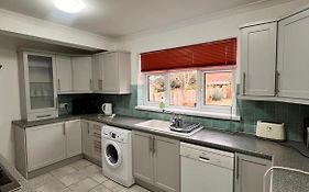 Kettering Guest House
